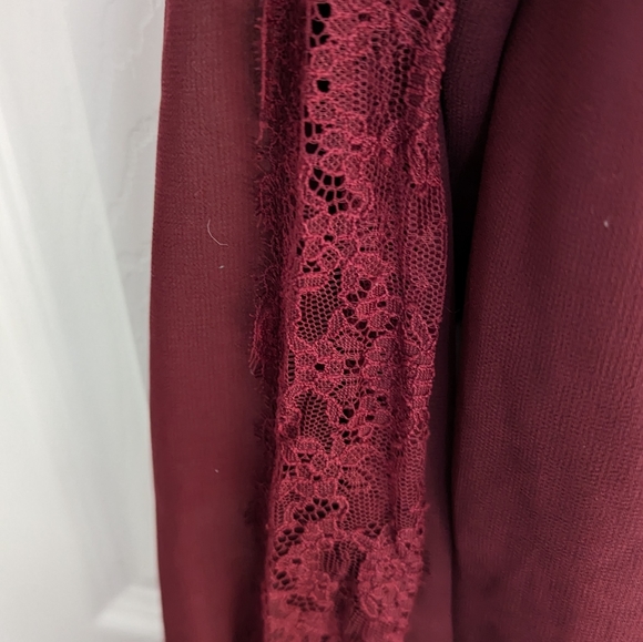 RW&Co sheer lace bloude - Picture 4 of 5